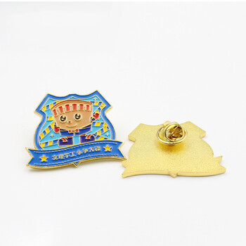 文科理科佩戴徽章學(xué)校創(chuàng  )意胸章胸徽定做工廠(chǎng)