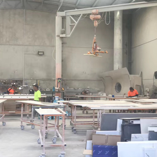 双鸭山四川环洋劳务公司怎样,木工瓦工电焊钢结构，年薪40万