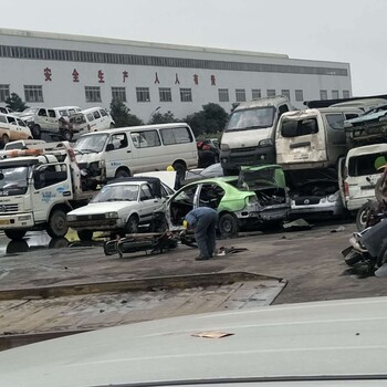 吉林市報(bào)廢汽車(chē)回收事故車(chē)回收僵尸車(chē)回收