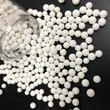 乐山制氮机用3-5mm活性氧化铝纯白球形干燥剂厂家供应图片
