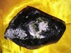 湛江玻璃陨石能值多少钱，玻璃陨石私人交易去哪里好