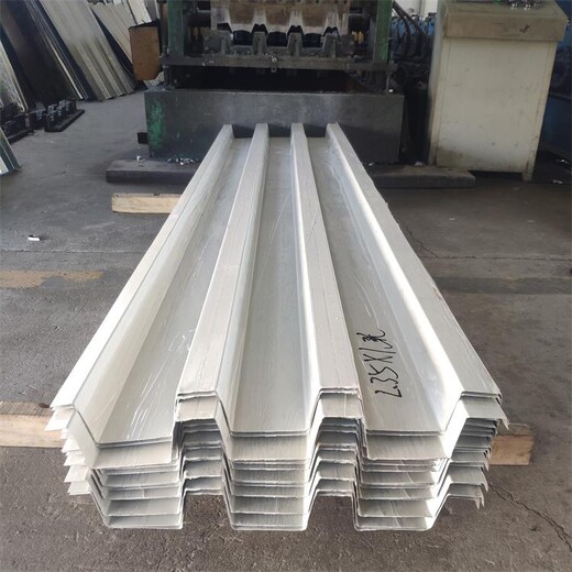 望江130-300-600型钢承板