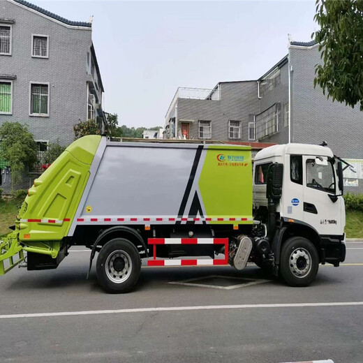压缩式垃圾运输车使用方便