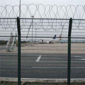 机场钢筋网围界系列二之双边丝的特点