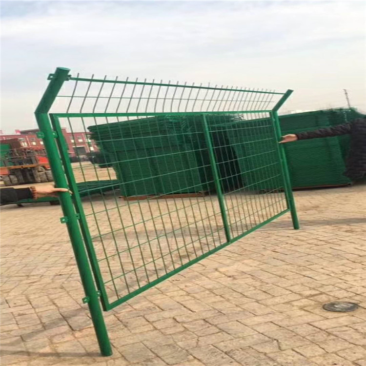 湖南-钢丝隔离网-山地围墙防护网-围墙防护铁丝网