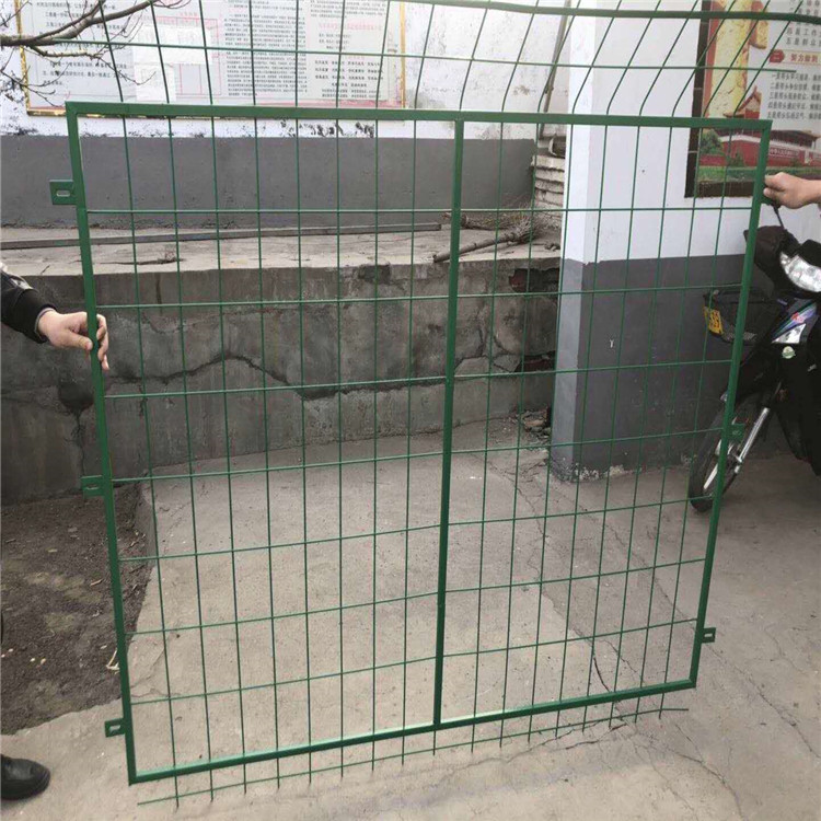 内蒙古-道路隔离防护网-厂房隔离网-果园钢丝网围栏