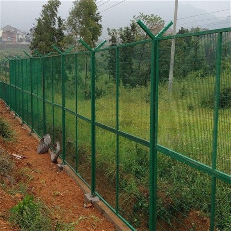 江西-场区护栏网-焊接网隔离栅-水库铁丝网