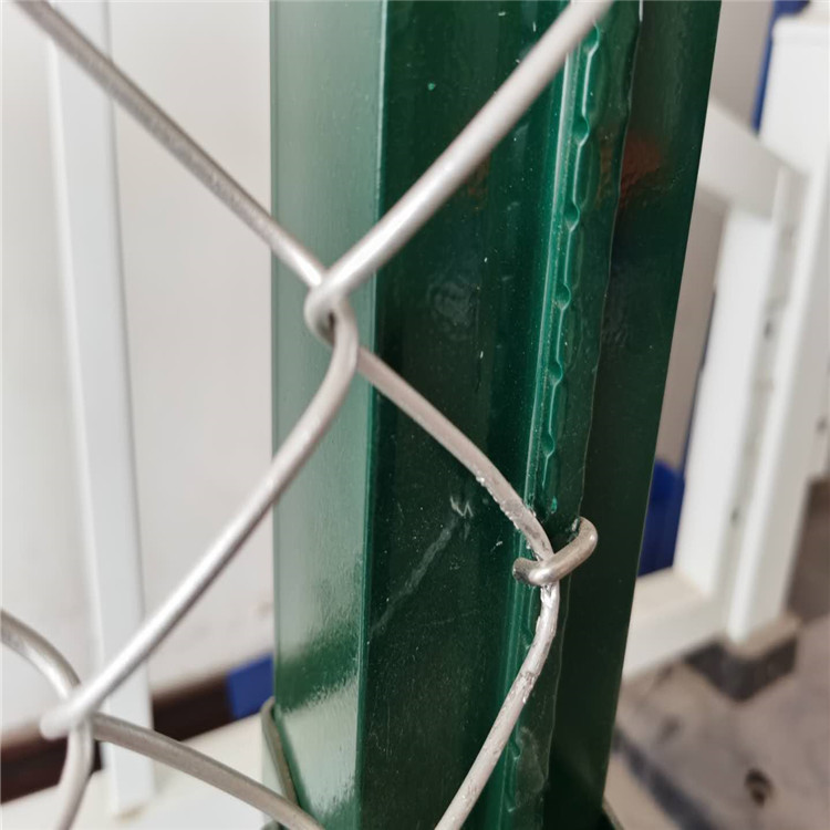 江苏-围墙护栏网-隔离网片护栏-围墙防护铁丝网