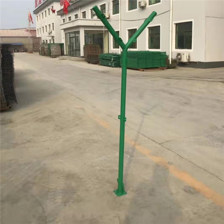 四川-钢板网隔离网-公园铁丝网-金属防飞网