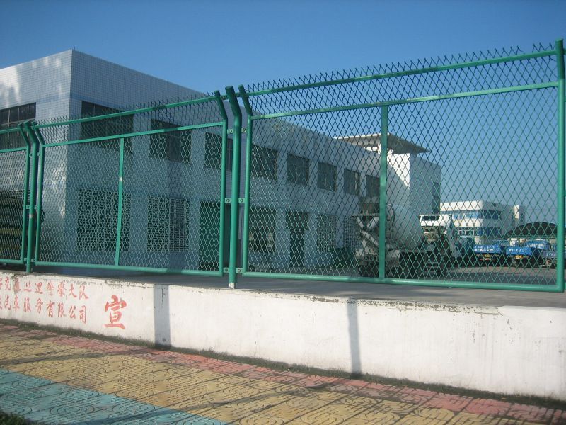 湖北 工厂隔离网 金属围栏网 隔离网规格