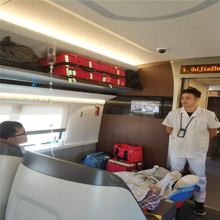 广州病人救护车转院配备各种急救设备