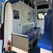 济南病人出院救护车随车配备急救医生图片