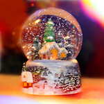 代加工定制圣诞礼品飘雪水球圣诞雪花水球礼品LED幻彩水球礼品