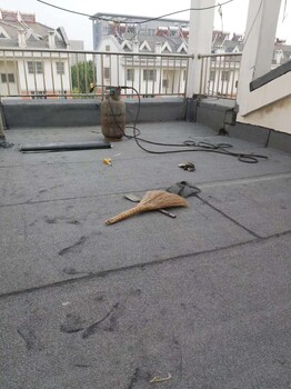 烟台专注家庭屋顶漏水外墙防水维修中心