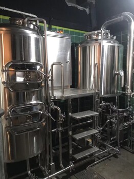 云南小型自酿啤酒设备生产厂家500升啤酒酿造设备多少钱一套