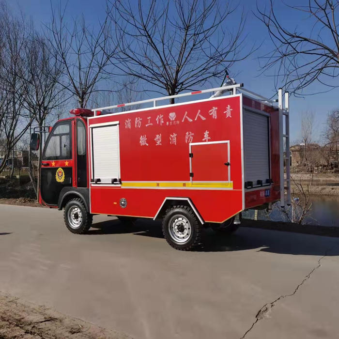 山东滨州消防车洒水车施工视频