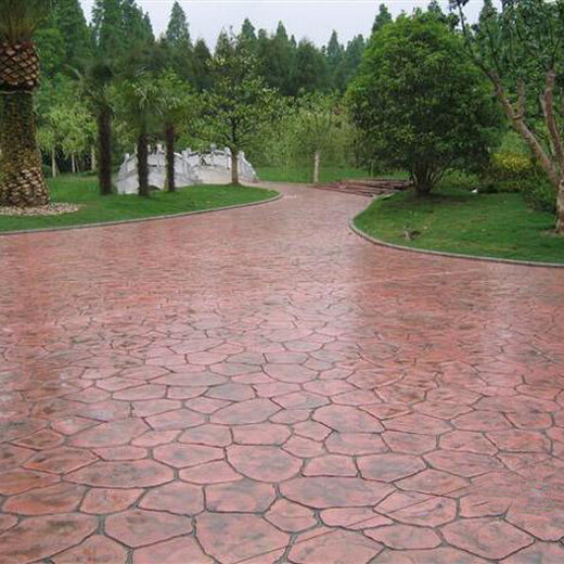广西梧州压花压印彩色路面压模混凝土材料透水地坪