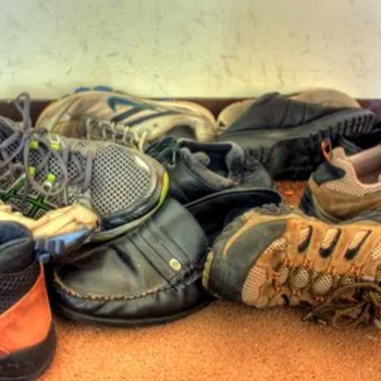 旧鞋子属于什么垃圾？旧鞋子一般如何处理？