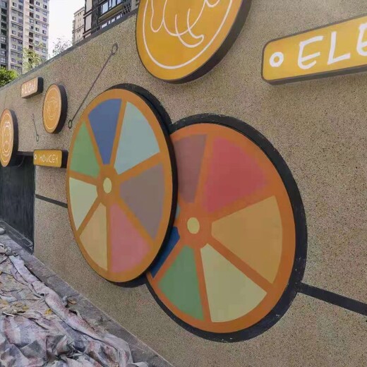 天津彩色石子防滑透水胶粘石地坪设计，河北公园墙面制作