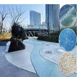 江苏蓝色玻璃骨料砾石聚合物地面装饰材料全国施工指导