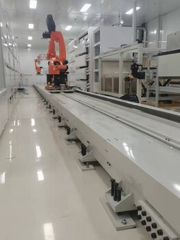 机器人七轴上移动作业多台机床上下料工作广东厂家生产