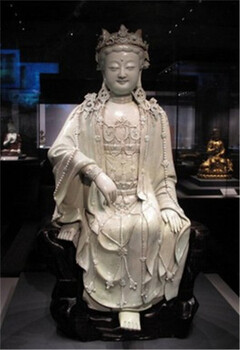 青白釉觀音坐像價(jià)值與拍賣
