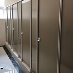 西安厂家直供公共卫生间隔断板洗手间隔断门防水抗倍特板