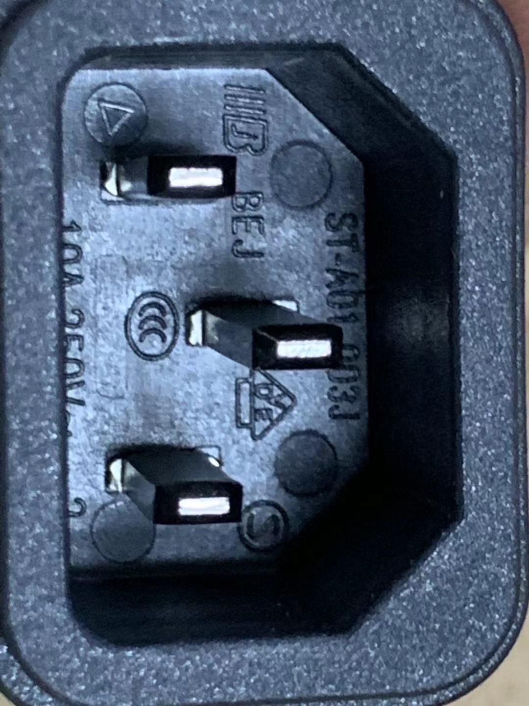 插座开关之BEJ贝尔佳ST-A01-003J交流三芯品字形C14电源插座
