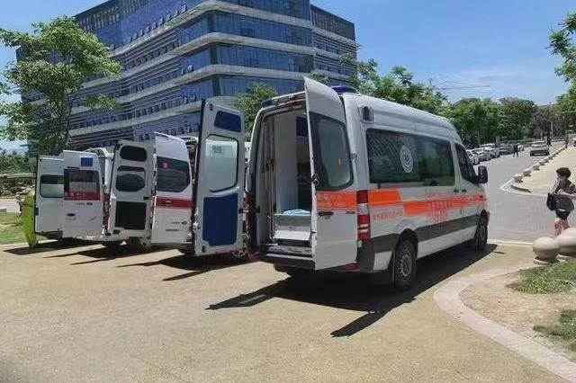 青岛长途救护车转运病人-跨省救护车出租转运-派车接送