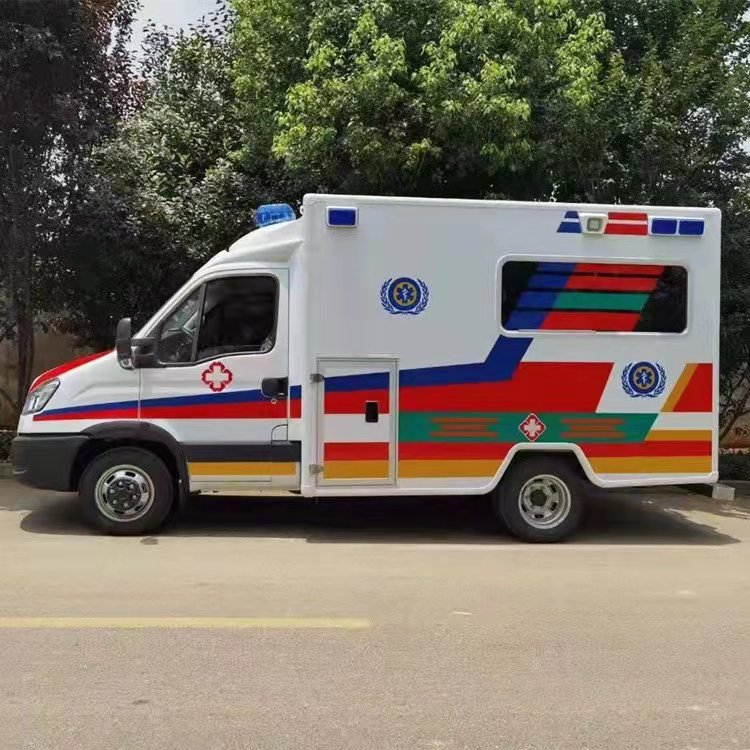 西宁跨省转院救护车费用-长途救护车出租转运-全国救护团队
