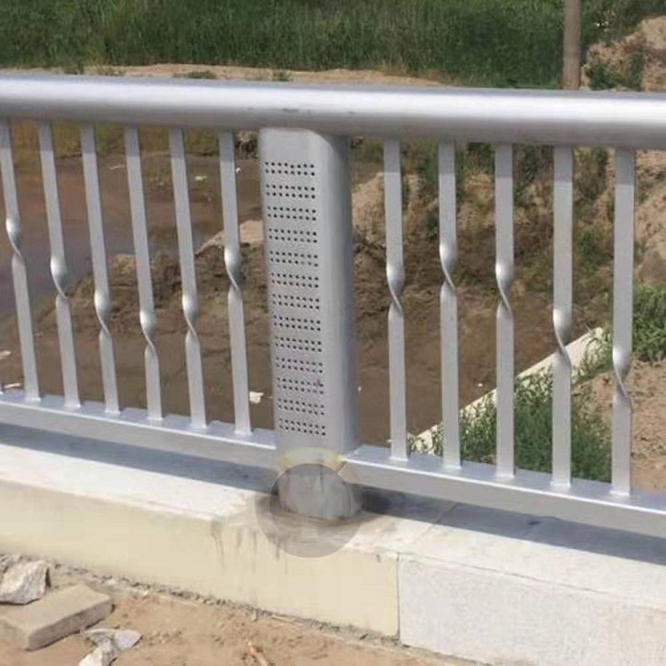 304不锈钢护栏 不锈钢护栏护栏制作方法