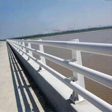 桥梁立柱76×3.5不锈钢复合管内衬不锈钢栏杆生产环节
