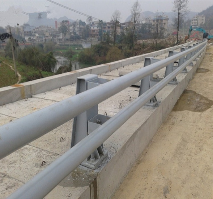 济宁 不锈钢复合管 桥梁护栏 维护简单，安装便捷