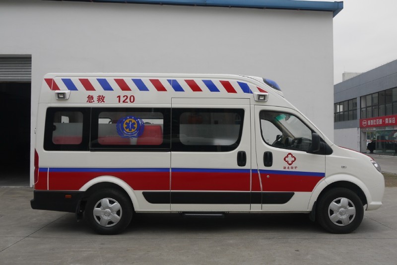 河南洛阳儿童救护车转院转运120电话中心