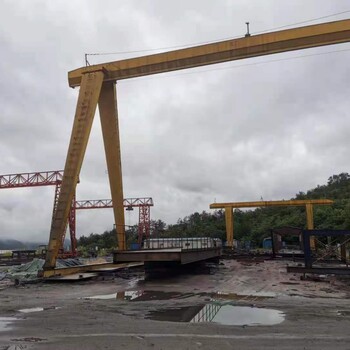出售10噸24+6+6米有效9米包廂起重機(jī)