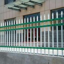 江河兩岸防護欄桿藍白色鋅鋼護欄機電城鋅鋼防護柵欄1.8乘3米