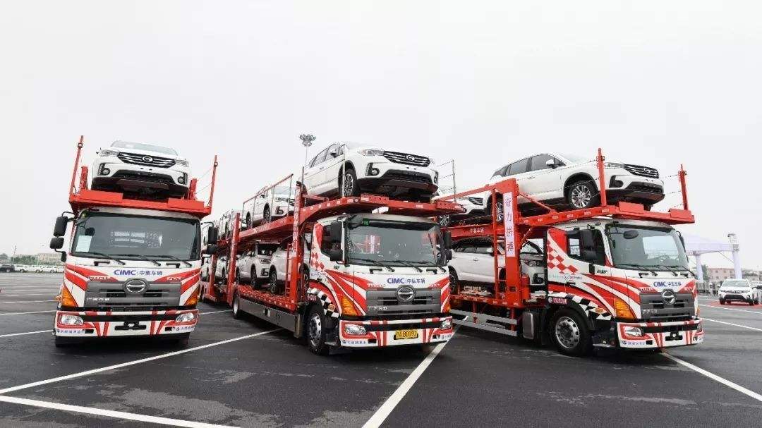 烏什本地到撫順運(yùn)車幫托運(yùn)一臺(tái)車多少錢？
