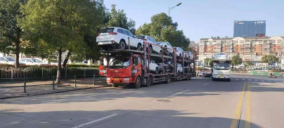 澤普市區(qū)內(nèi)到潼南運車幫托運一臺車多少錢？