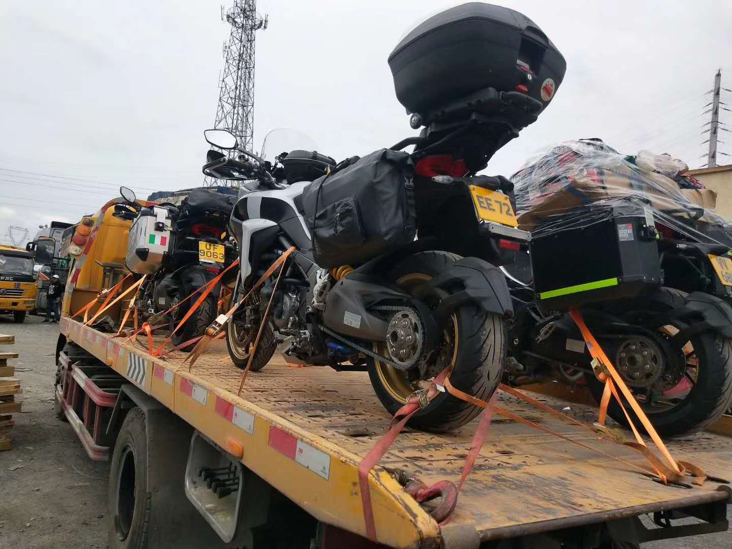 聊城小轎車拖運(yùn)到南匯全國各地辦理轎車托運(yùn)