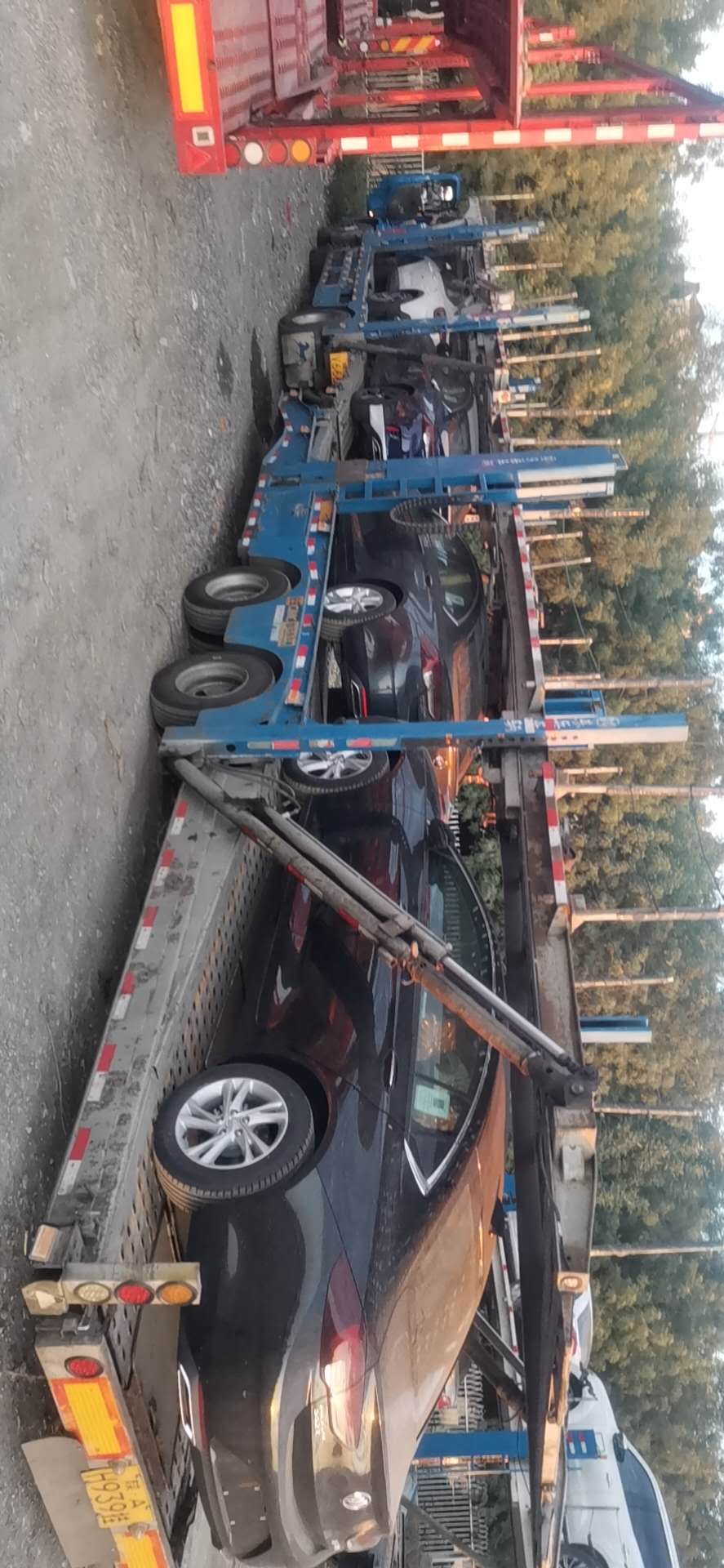 乌鲁木齐达坂城区越野车拖运到七台河轿车托运不仅仅是快捷，安全才是王道