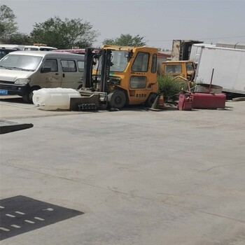 在阿勒泰长安CS75报废车回收多少钱一吨车辆处理回收