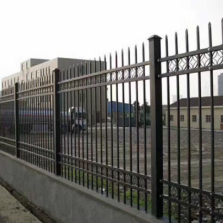 南昌市学校围墙防爬栅栏小区工厂锌钢护栏别墅庭院围墙护栏