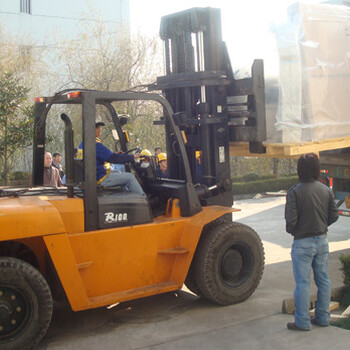 上海嘉定區(qū)3噸10噸叉車出租大型機器搬運吊裝南翔鎮(zhèn)汽車吊出租