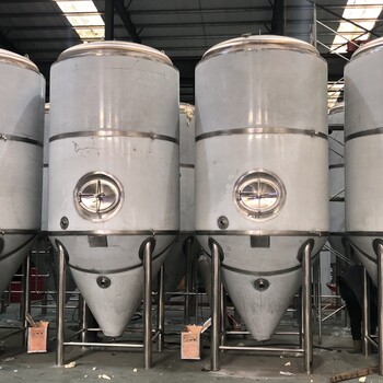 内蒙古精酿啤酒厂年产3万吨大型啤酒设备制作精酿啤酒设备的厂家