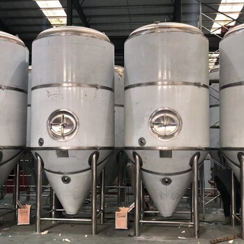中小型自酿啤酒设备定做厂家10吨啤酒厂精酿啤酒设备