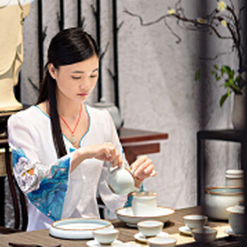 南京江浦茶藝師找哪家？茶藝師報名流程是什么？