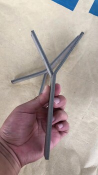V型錨固釘-V型錨固釘?shù)奶匦?V型錨固釘?shù)挠猛? />
                  </div>
                                <div   id=