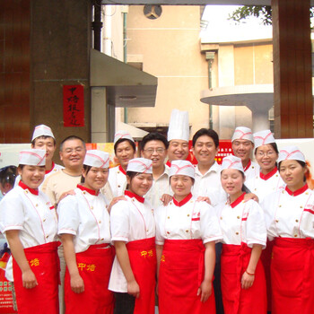 正规南阳蛋糕西点培训技术学校中国焙烤培训位置