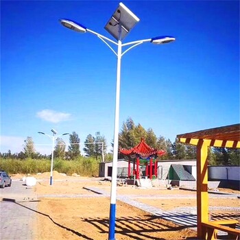 铜川太阳能路灯厂家8米10米双臂LED太阳能路灯报价