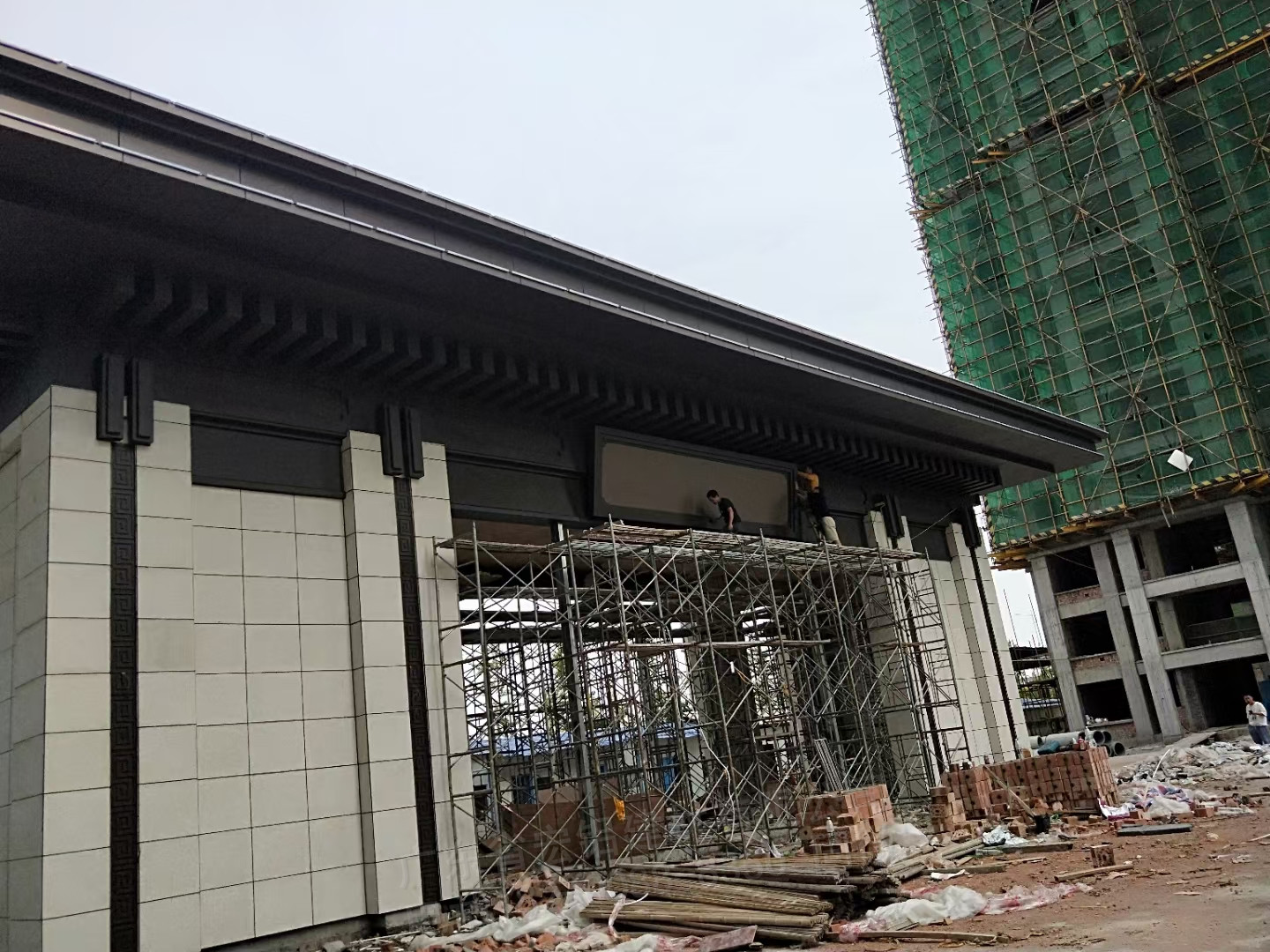吉林4S店沖孔畫(huà)鋁單板安裝方法沖孔畫(huà)鋁單板吉林安裝方法